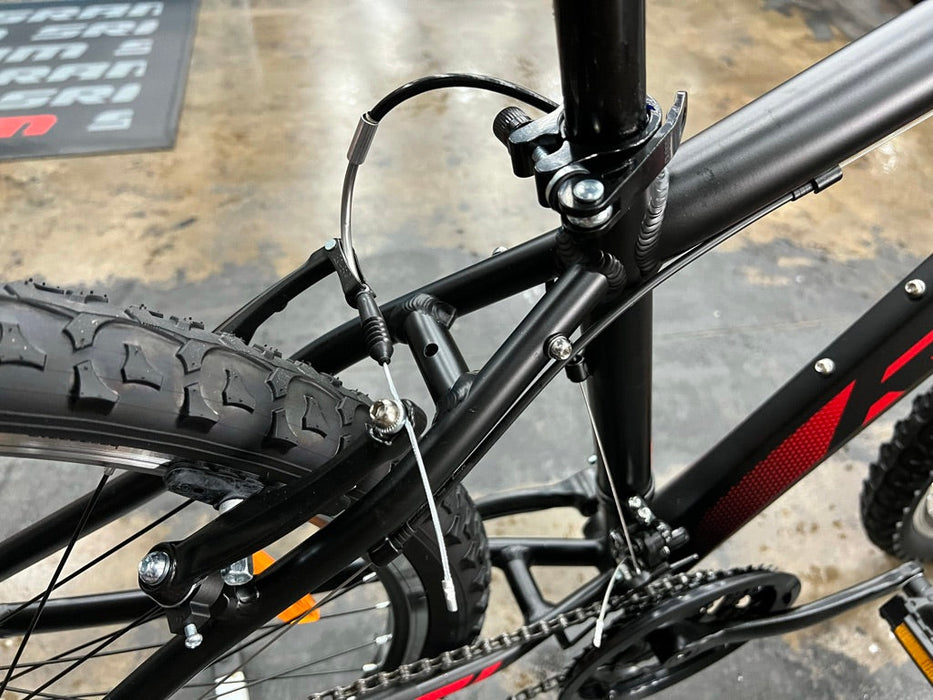 Reid MTB Sport Bike 26" 7 Speed - Black 2022
