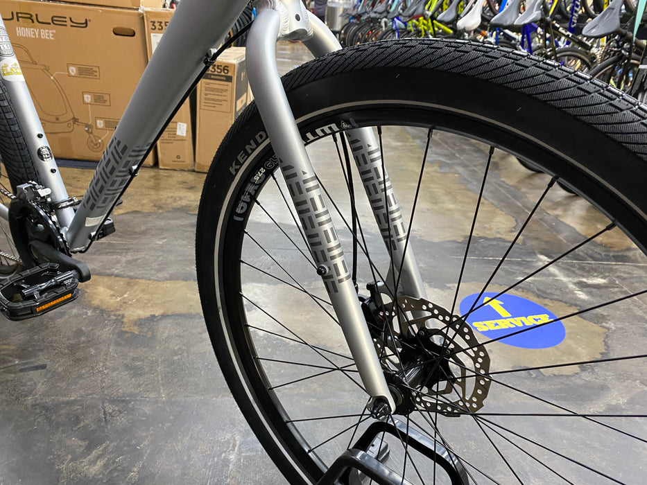 Breezer Bikes Midtown 1.5 - Satin Silver 2021