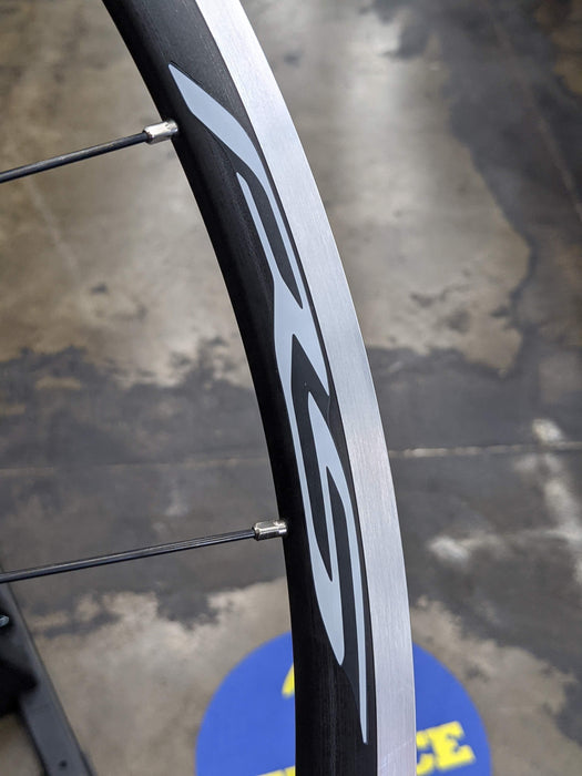 Shimano WH-RS100 Clincher Rim Brake Wheelset